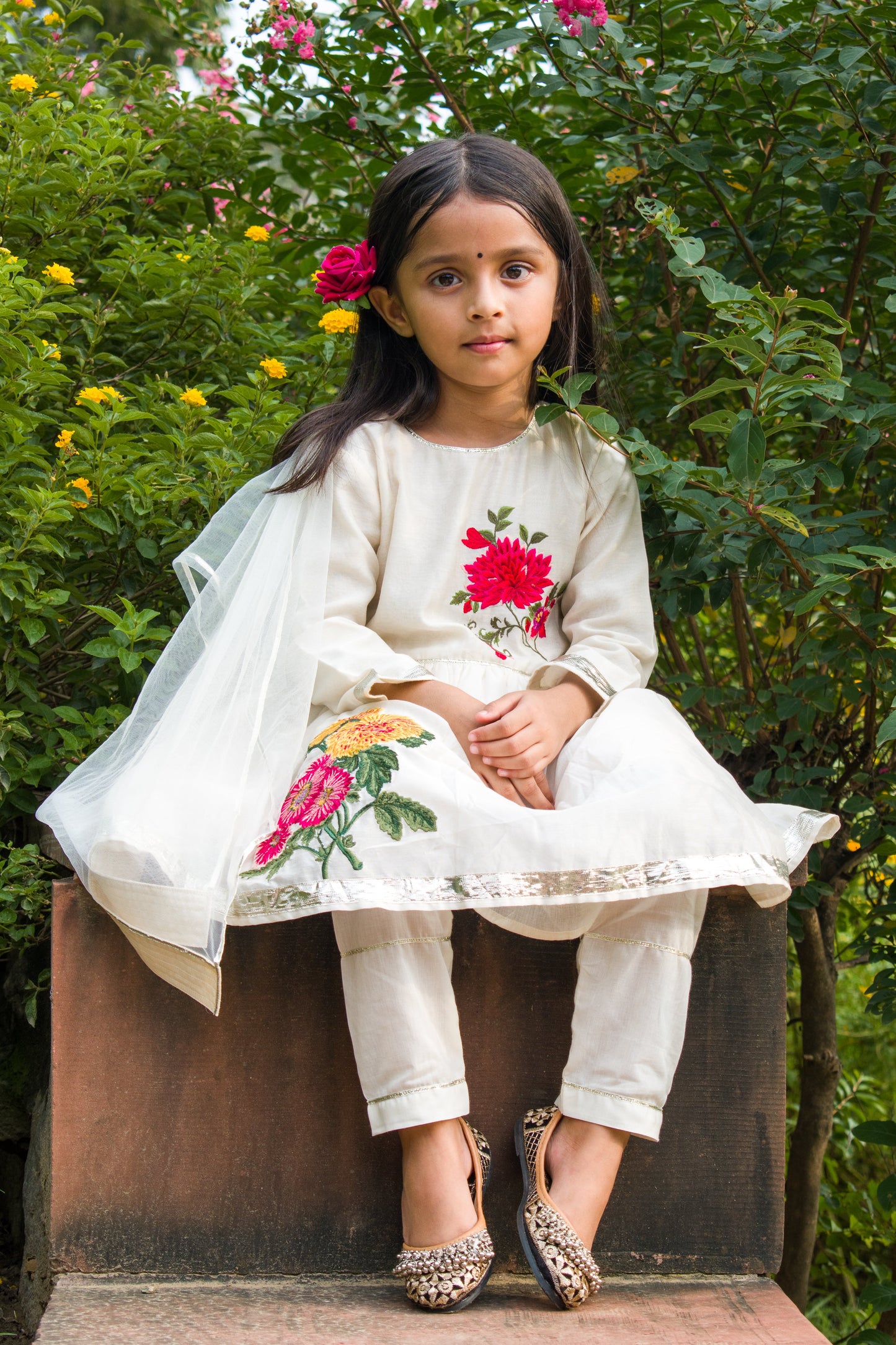 Floral Embroided Ivory Chanderi Anarkali